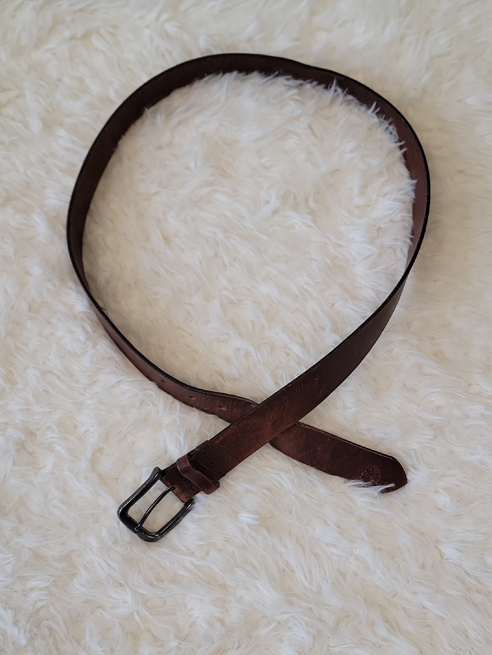 Timberland Brown Leather Belt with Minimalist Metal Buckle 38